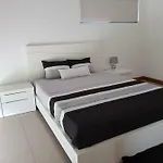 Deluxe Do Populo