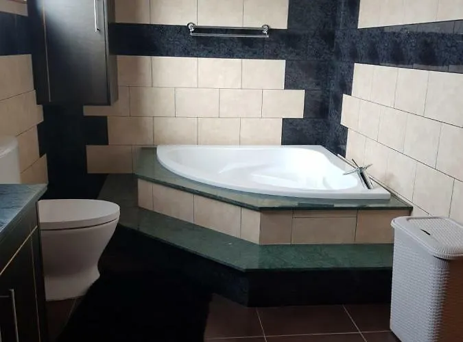 Deluxe Do Populo Cabouco